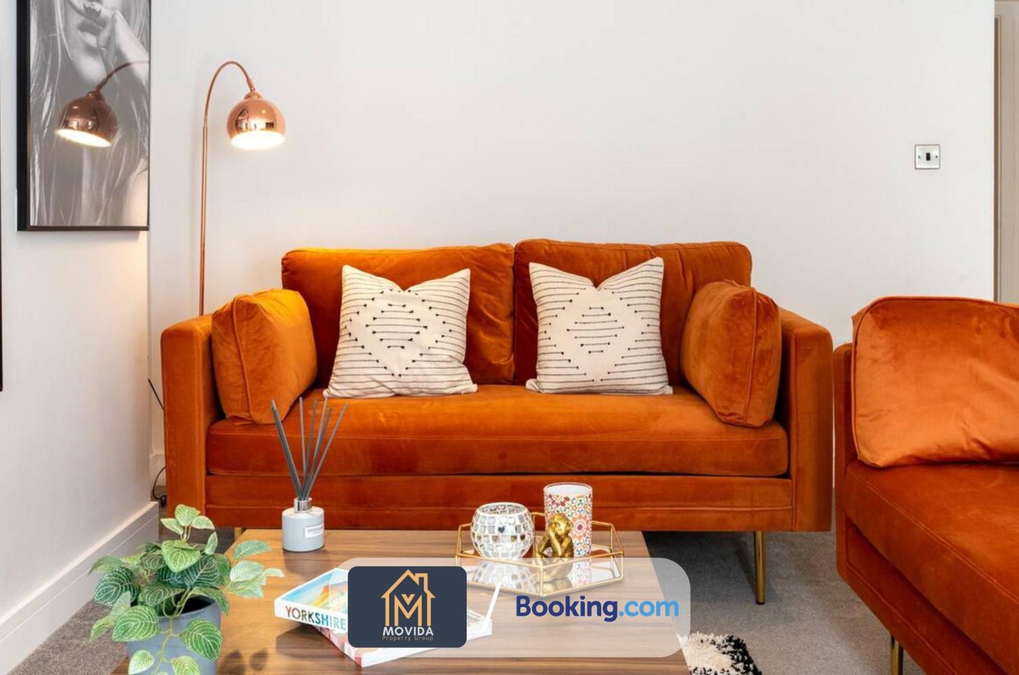 Stylish Two Bed Town Centre Apartment By Movida Property Group Short Lets & Serviced Accommodation With Parking Harrogate Exterior foto